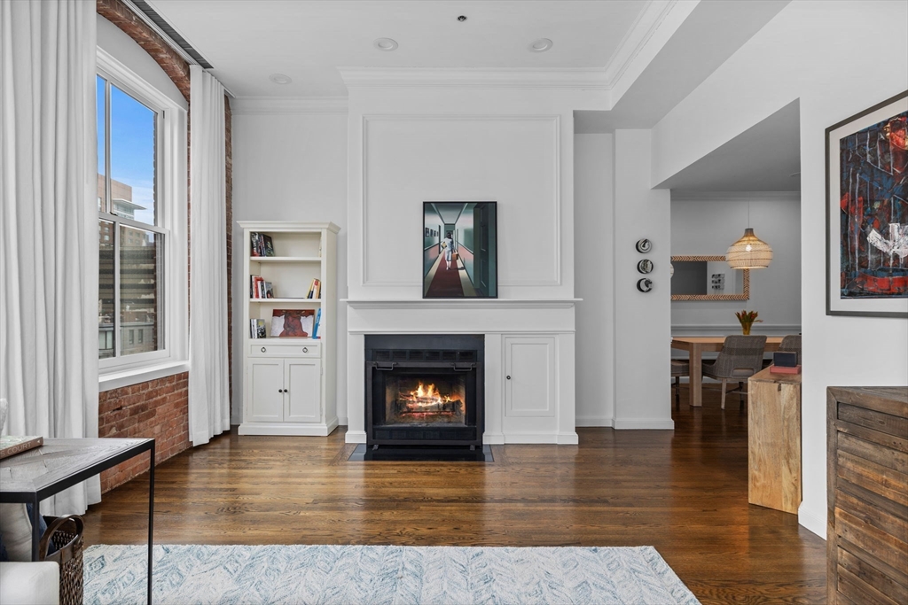 6 Edgerly Pl, Back Bay