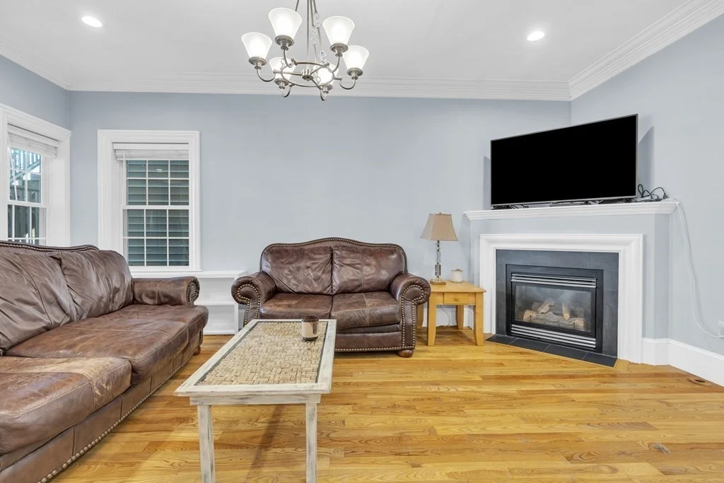 55 Gates St, South Boston