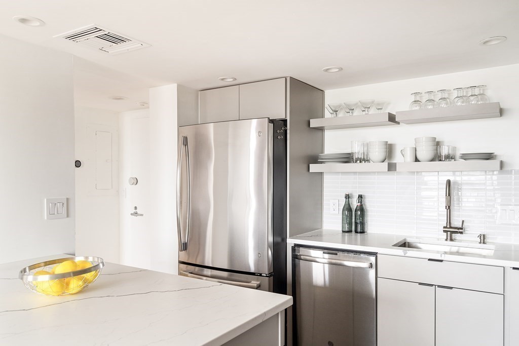 85 Brainerd Rd, Allston