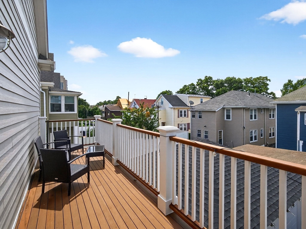 62 Governor Winthrop Rd, Ten Hills