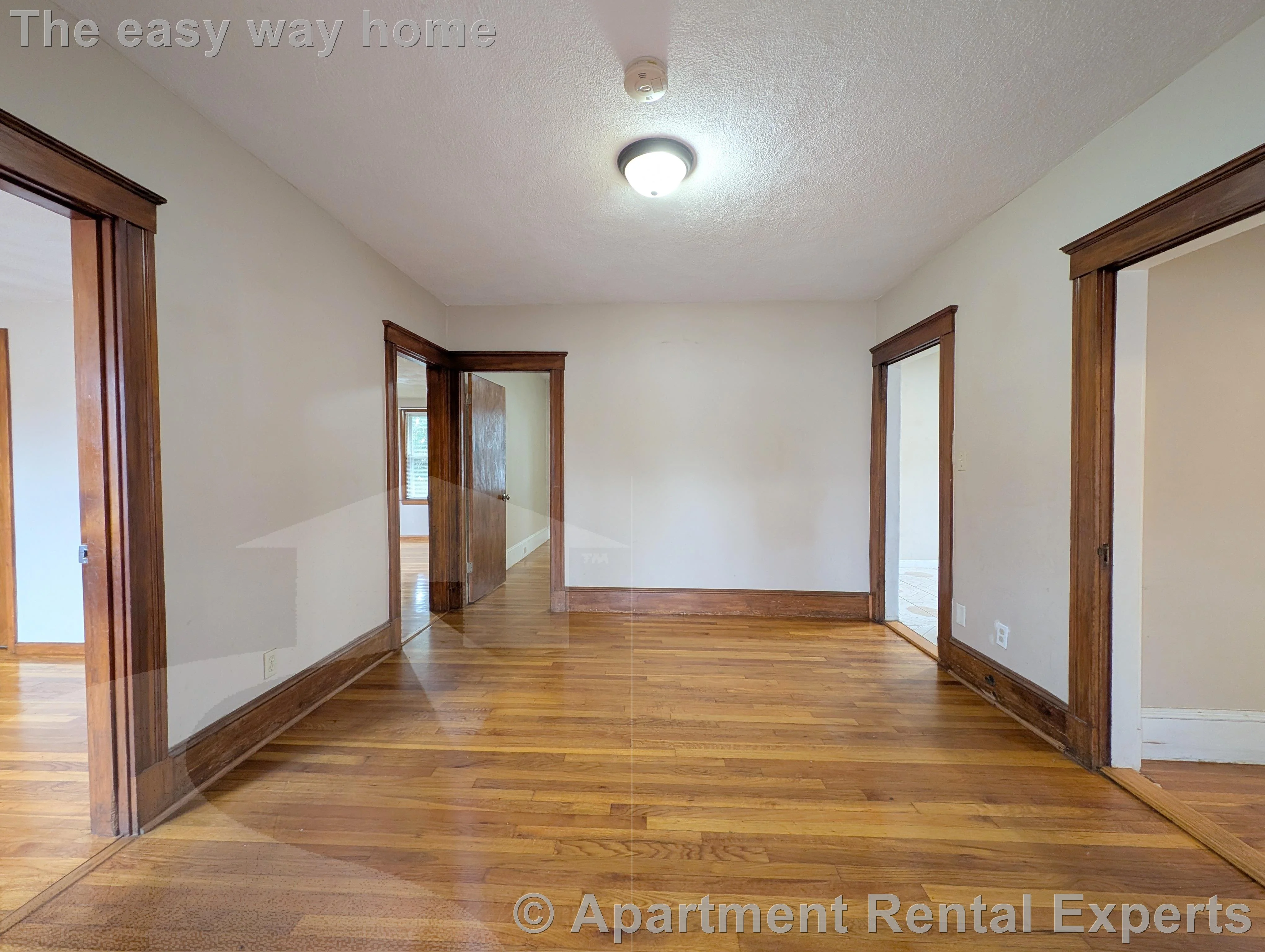 85 Billings Ave, Tufts