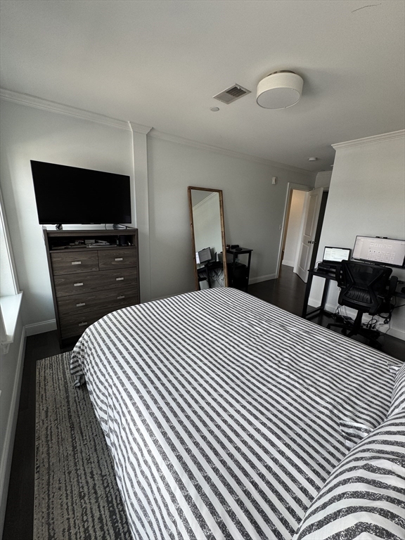 728 East Broadway, South Boston