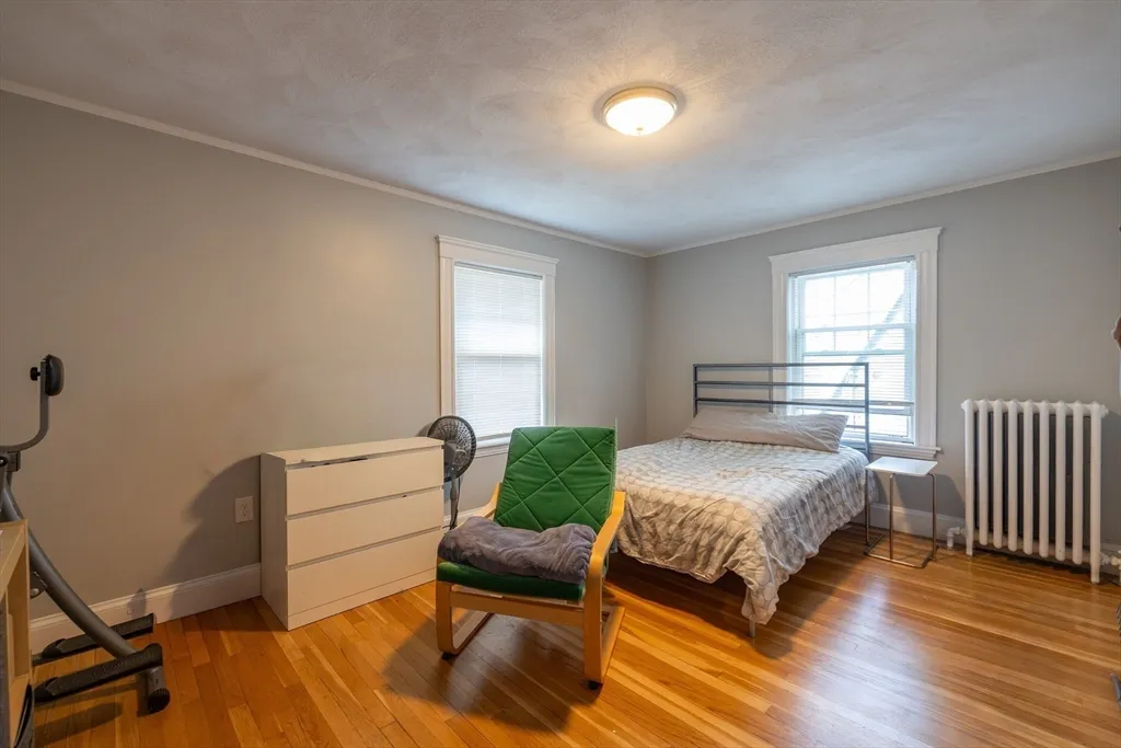 22 Potomac St, West Roxbury