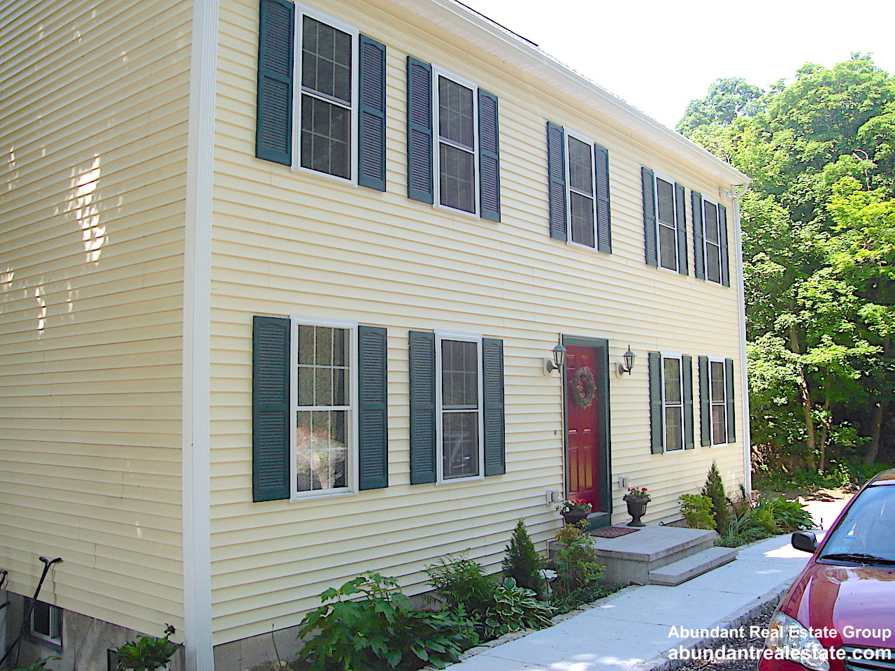 11 Dell Ave, Medford