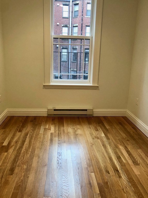 166 Newbury St, Back Bay