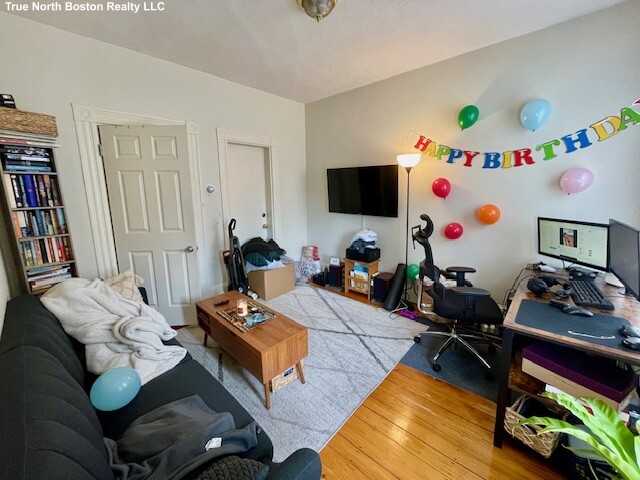 37 Tileston St, North End