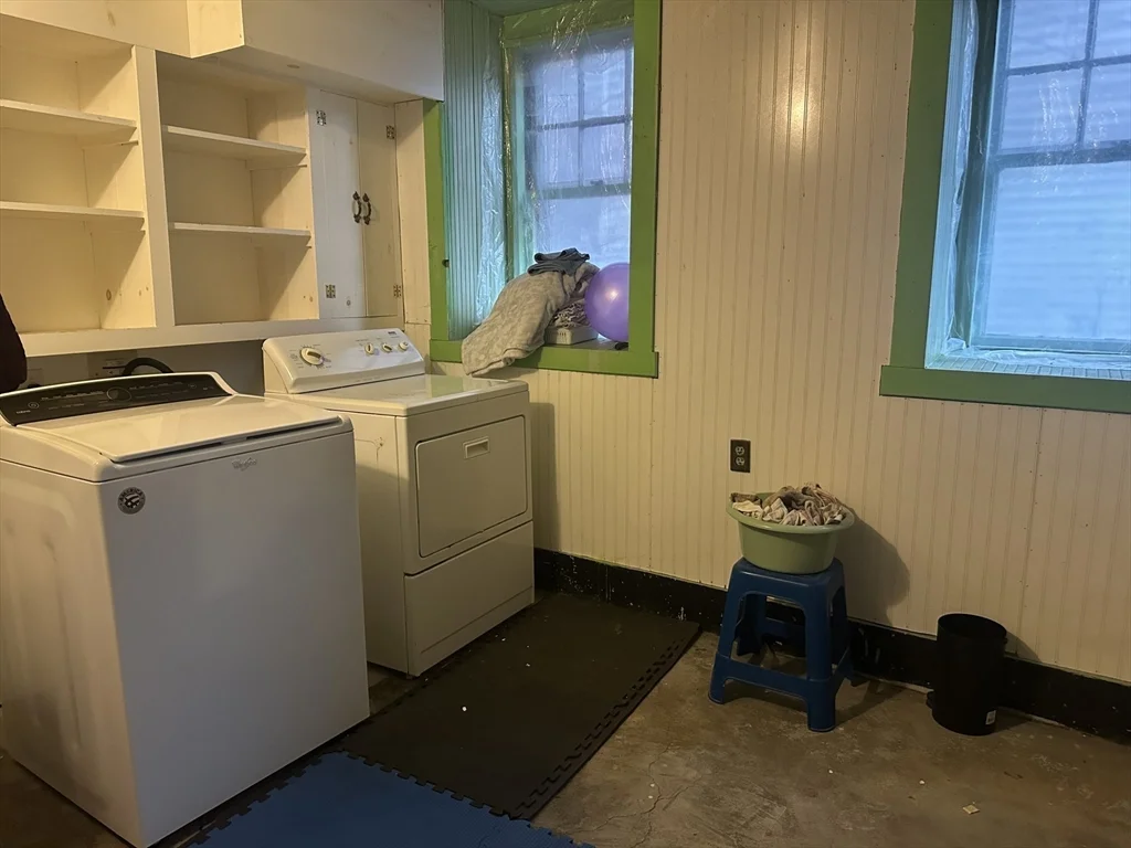 58 Grace St, West End