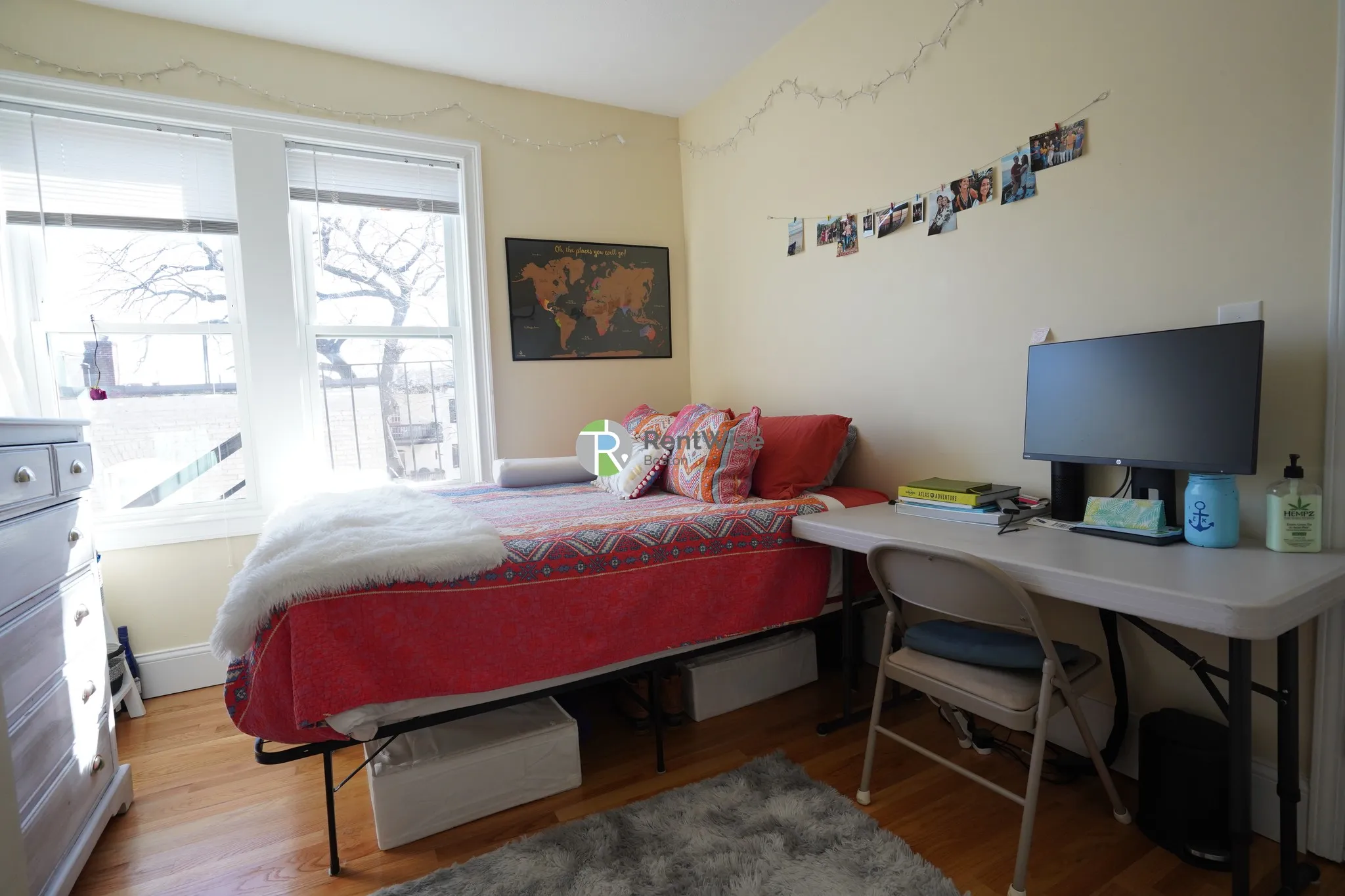 10 Lorraine Ter, Allston