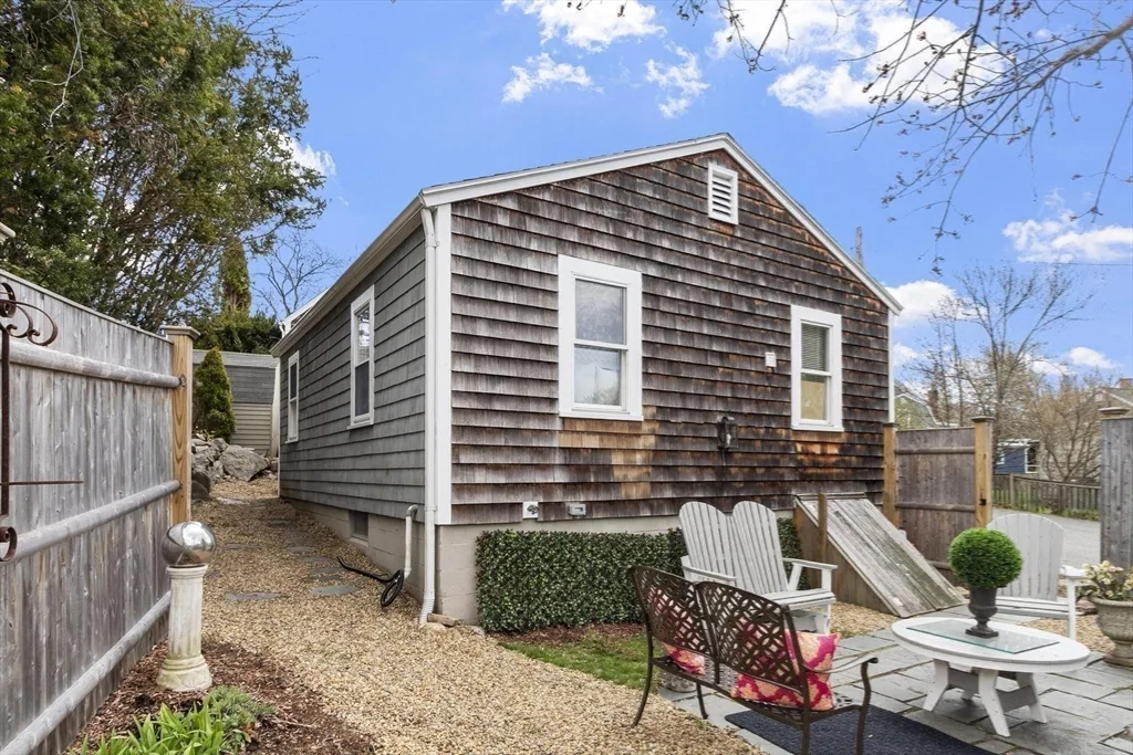34 High St, Rockport
