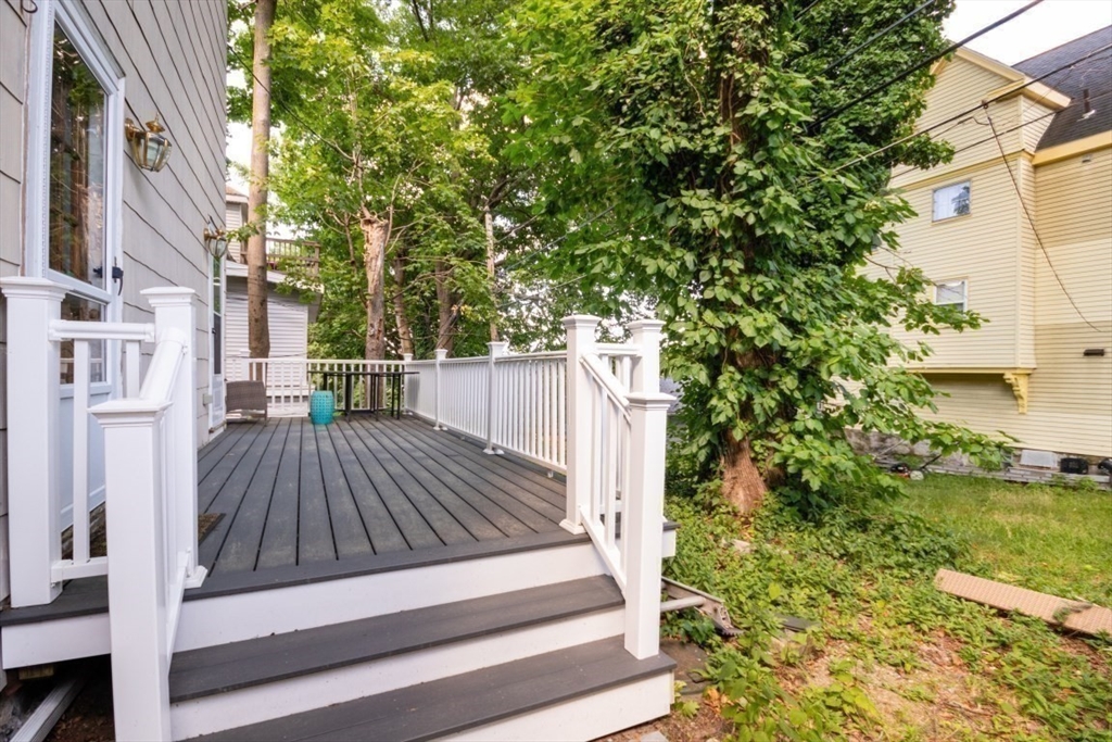 80 Aldrich St, Roslindale