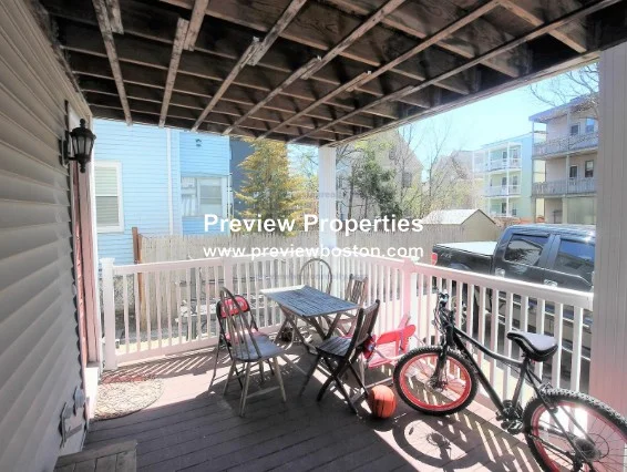 321 North Harvard St, Allston
