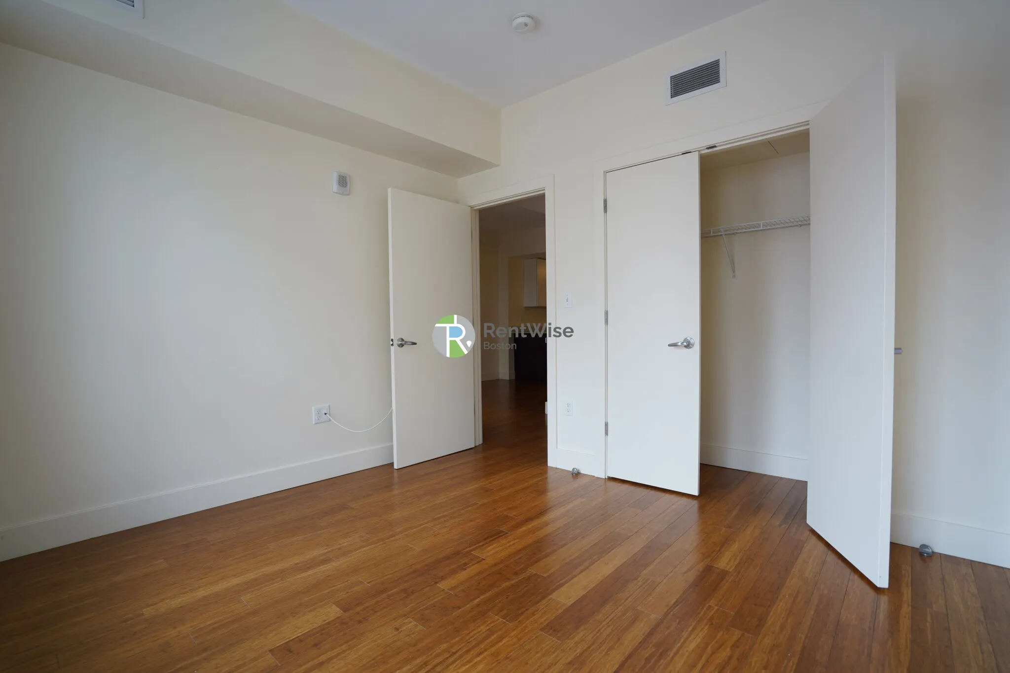 8 Winter St, Downtown