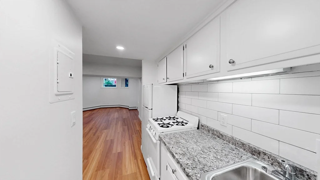 173 Marlborough St, Back Bay