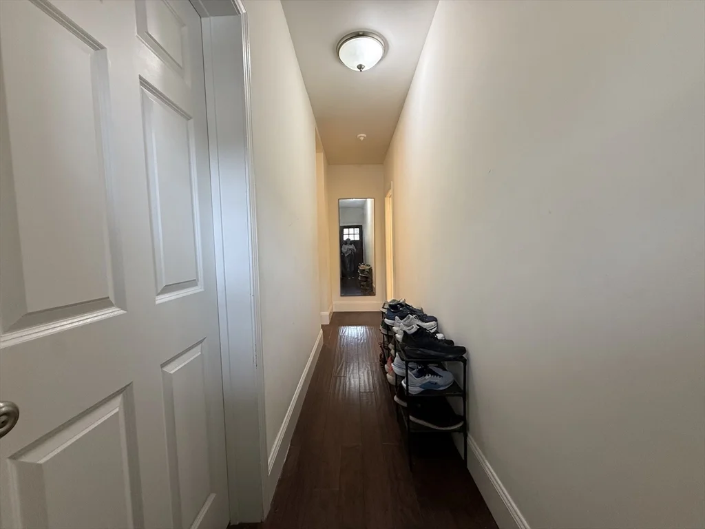 235 Charles St, East Cambridge