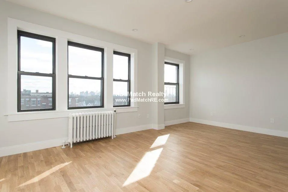 123 Highland Ave, Winter Hill