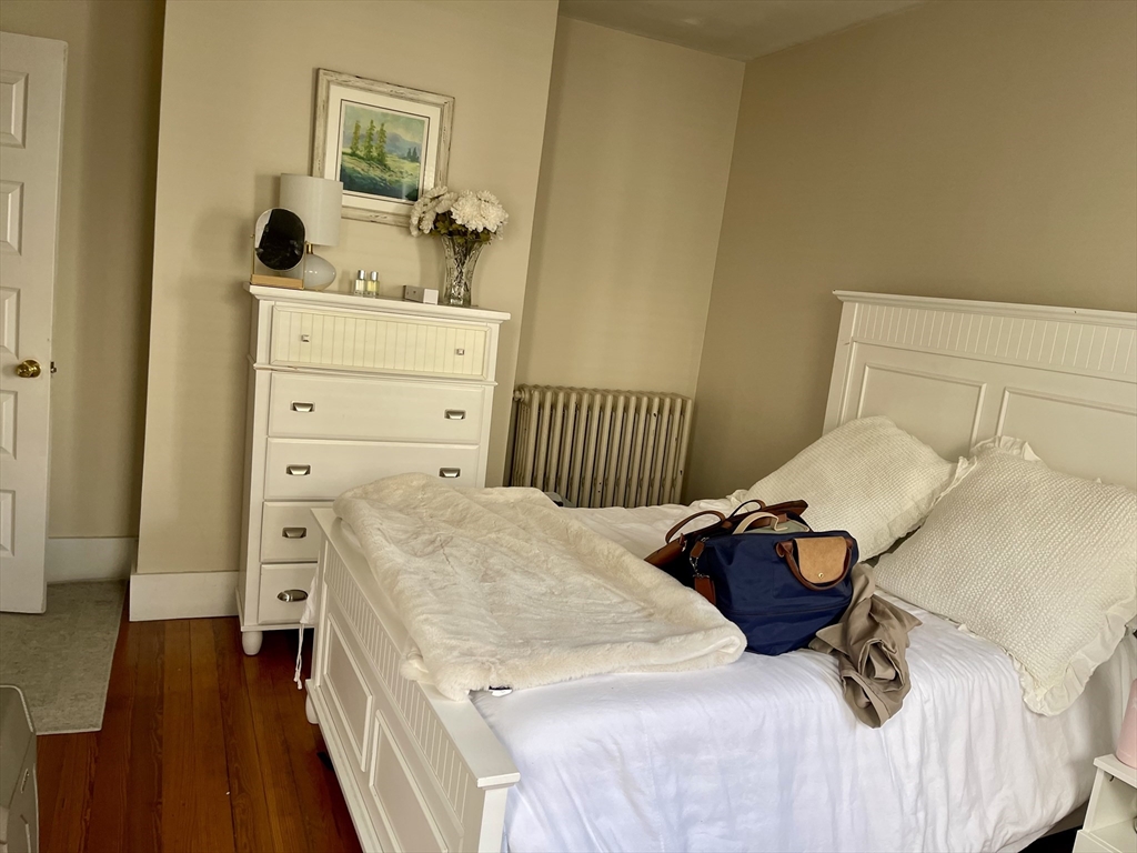 12 Winfield, South Boston