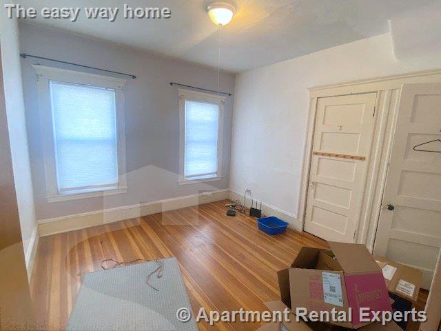 44 Paulina St, Davis Square