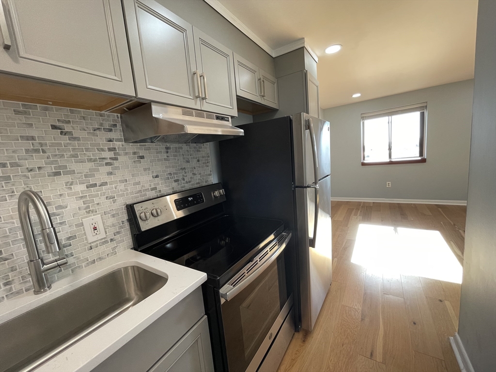 549 East 4th St, South Boston