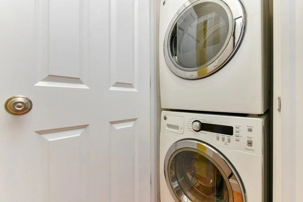 2 Monks St, South Boston