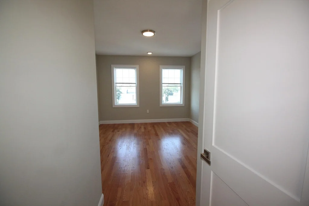 116 Main St, Everett