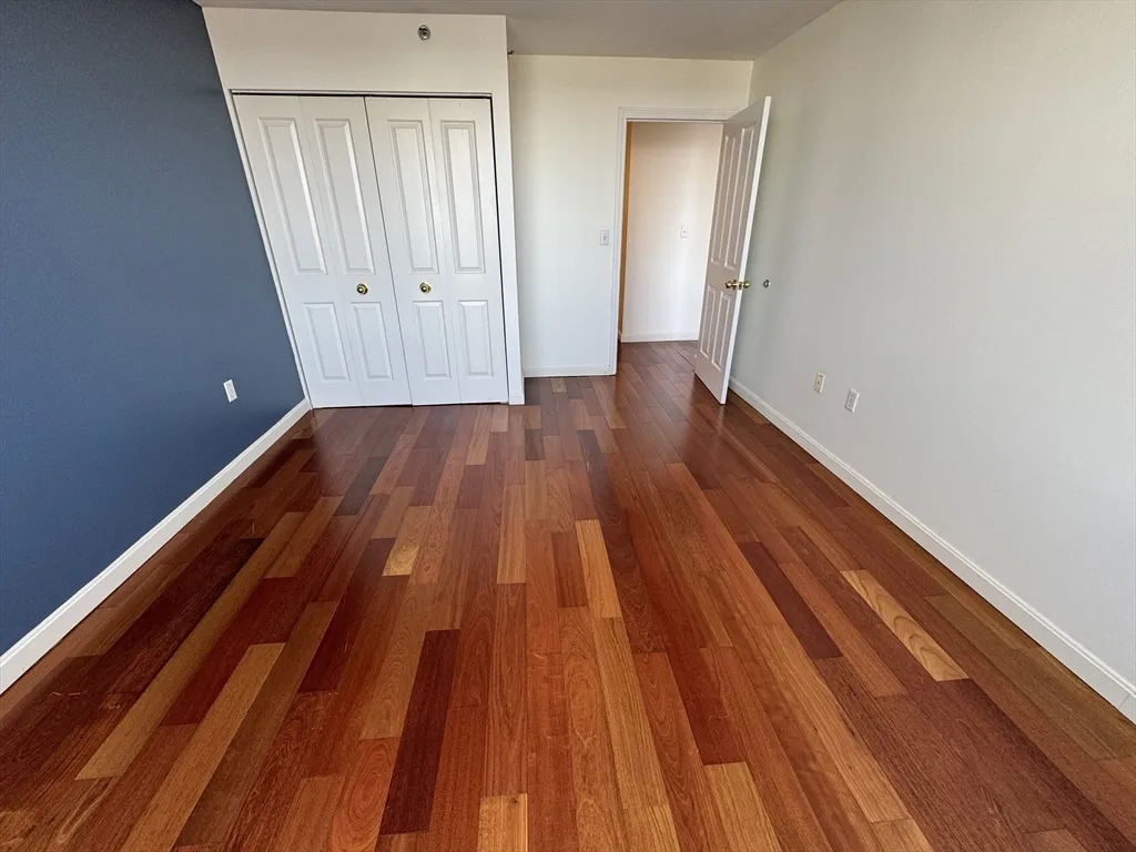 10 Museum Way, East Cambridge