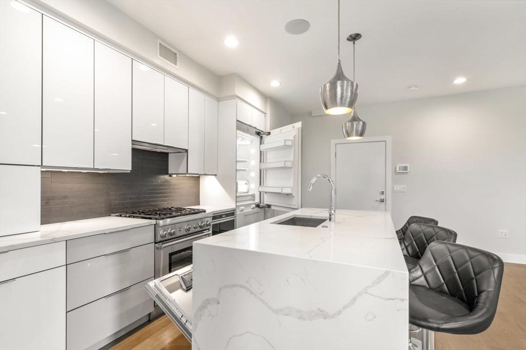 584 East 3rd, South Boston