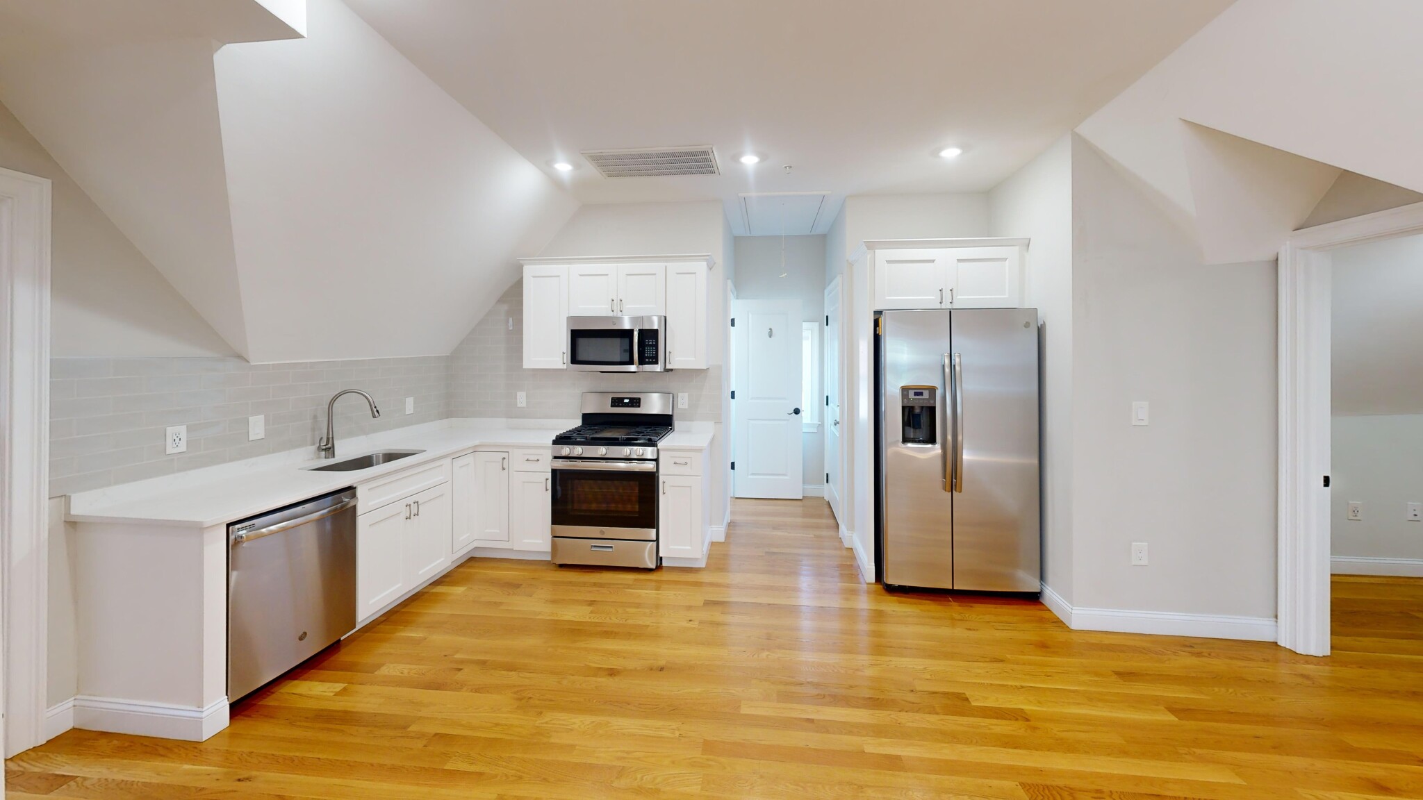 62 Gordon St, Allston