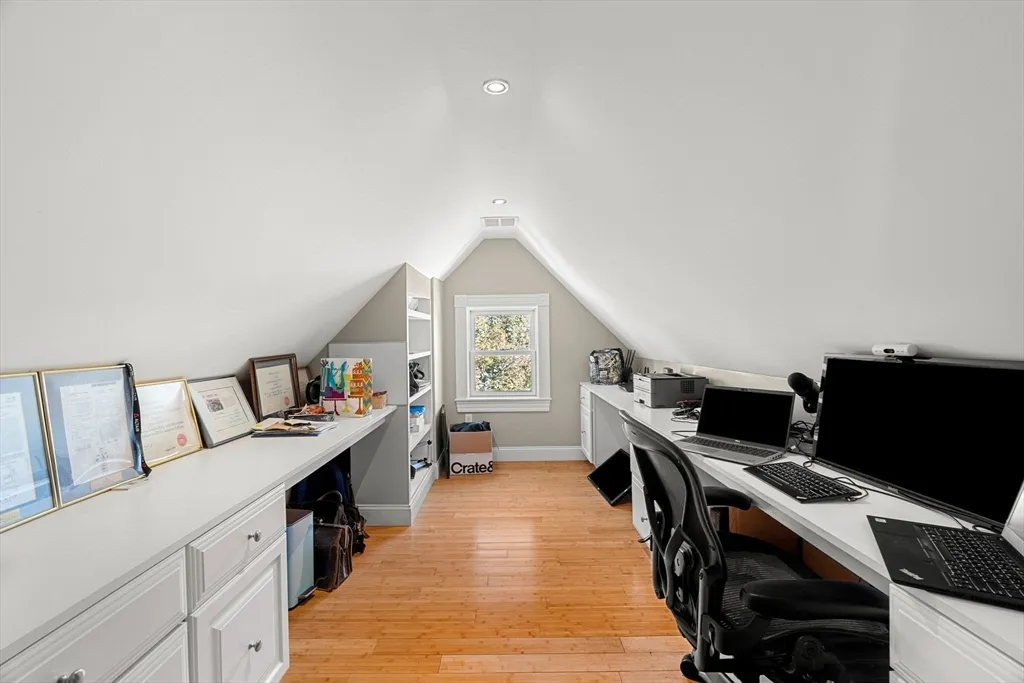 7 Horton St, Newburyport