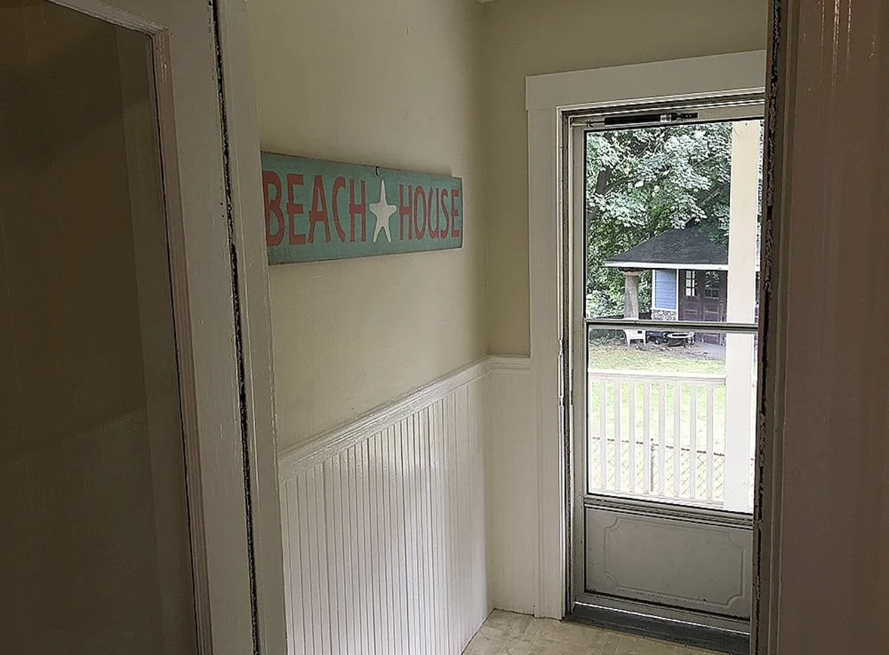 78 Temple Ave, Winthrop