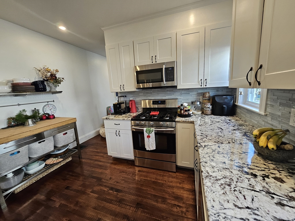 66 Court St, Newtonville