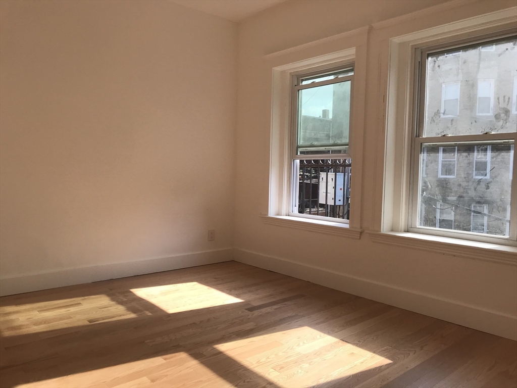 41 Strathmore Rd, Brighton