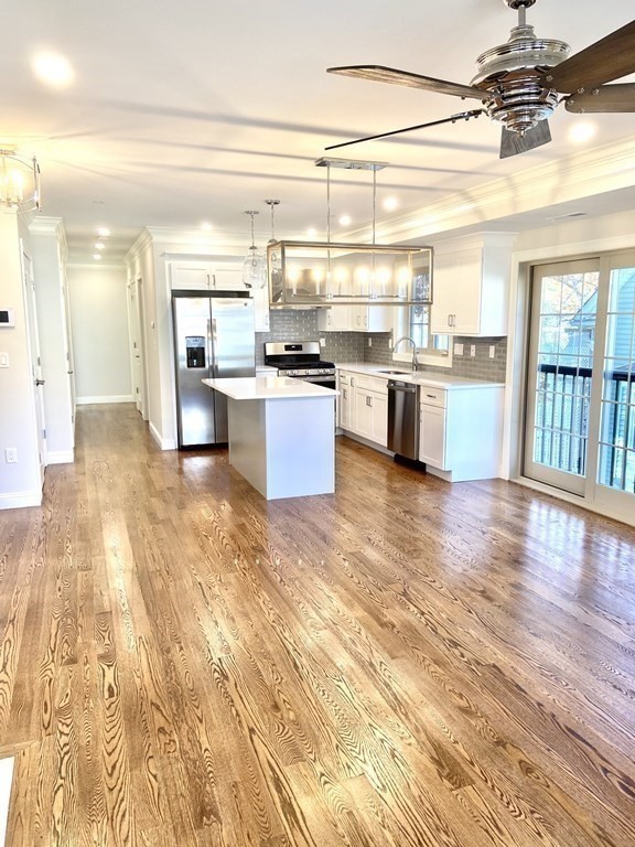 8 Maplewood St, West Roxbury