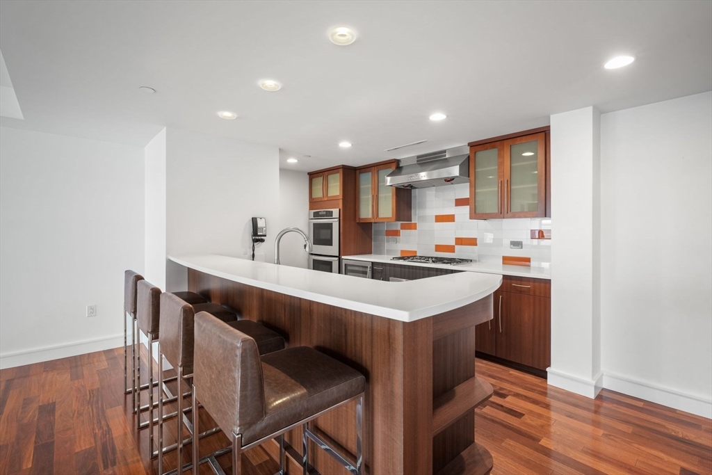 2 Battery Wharf, North End