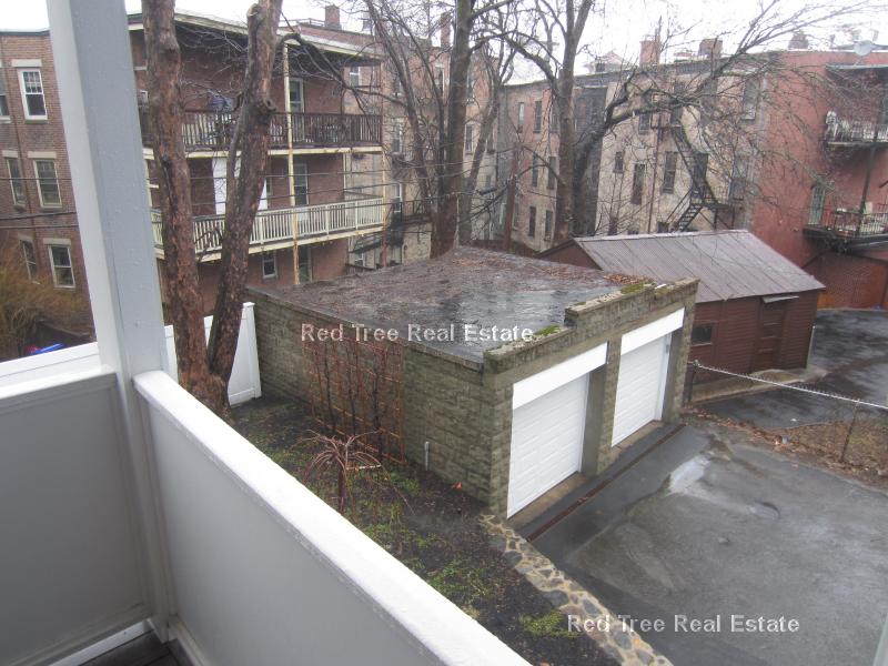 7 Acron Rd, Brookline Village