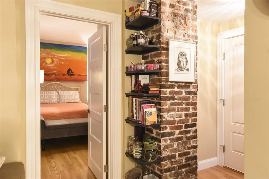 47 Tileston St, North End