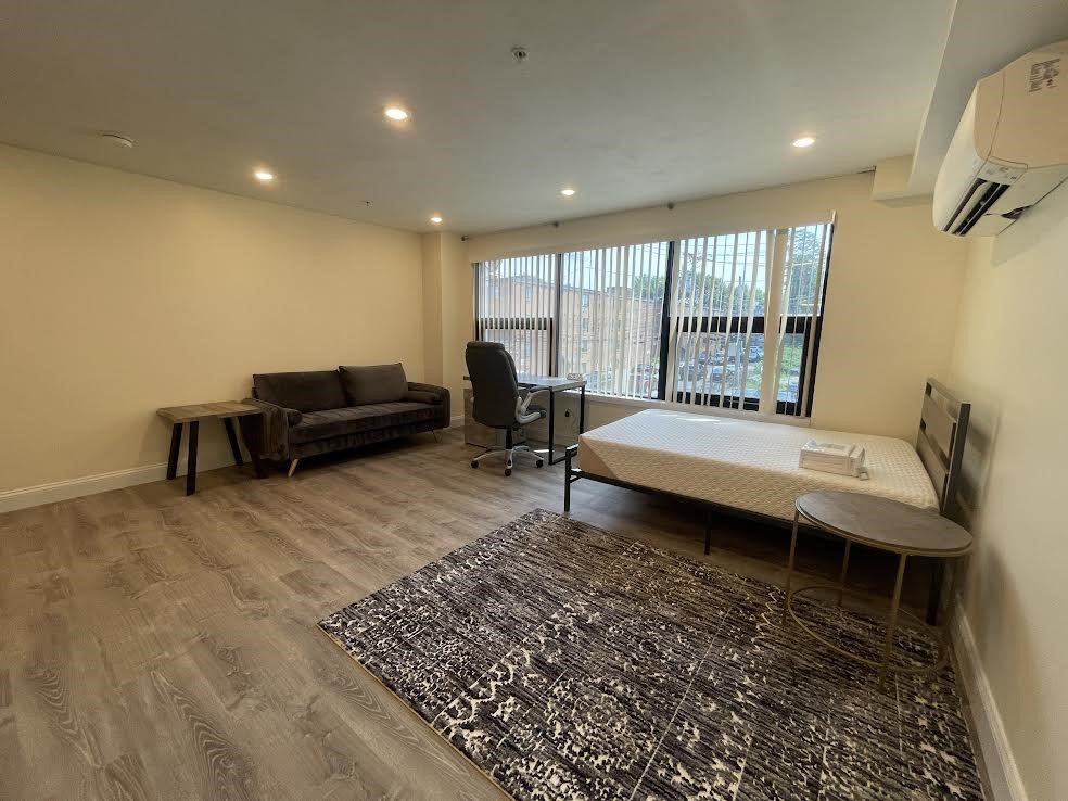 1028 Commonwealth Ave, Boston