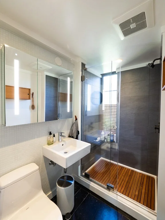 214 Third St, East Cambridge