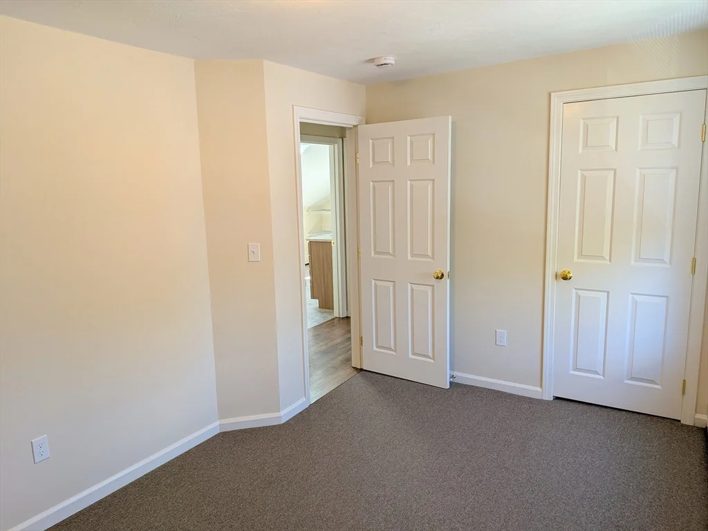 146 Pine St, Attleboro