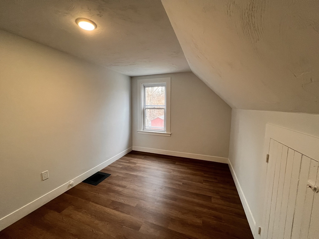 400 Court St, North Plymouth