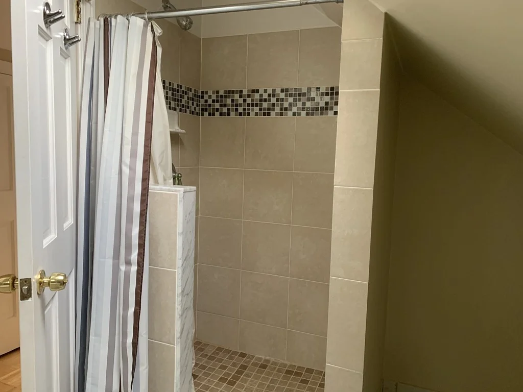 61 Puritan Rd, Assembly Square