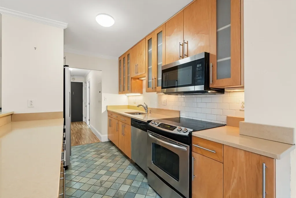 50 Longwood Ave, Coolidge Corner