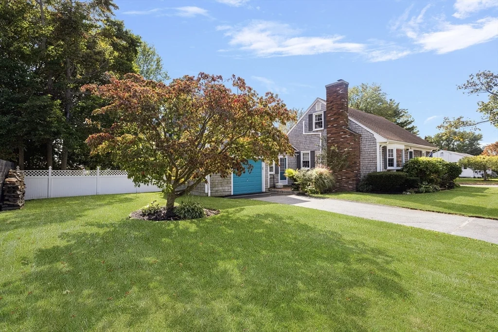 42 Fairmount St, New Bedford