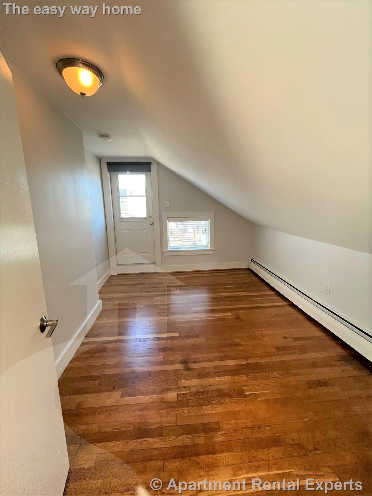 222 Banks St, Riverside