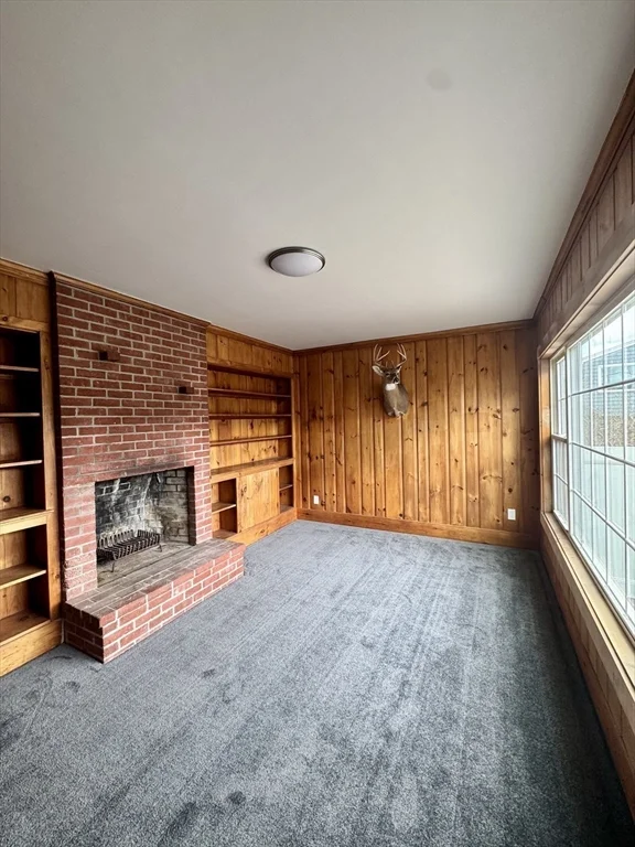 672 W Rodney French Blvd, Far North