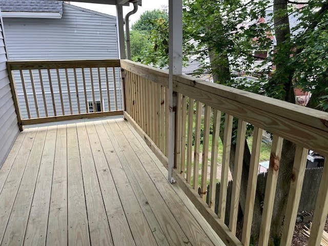 911 Broadway, Davis Square