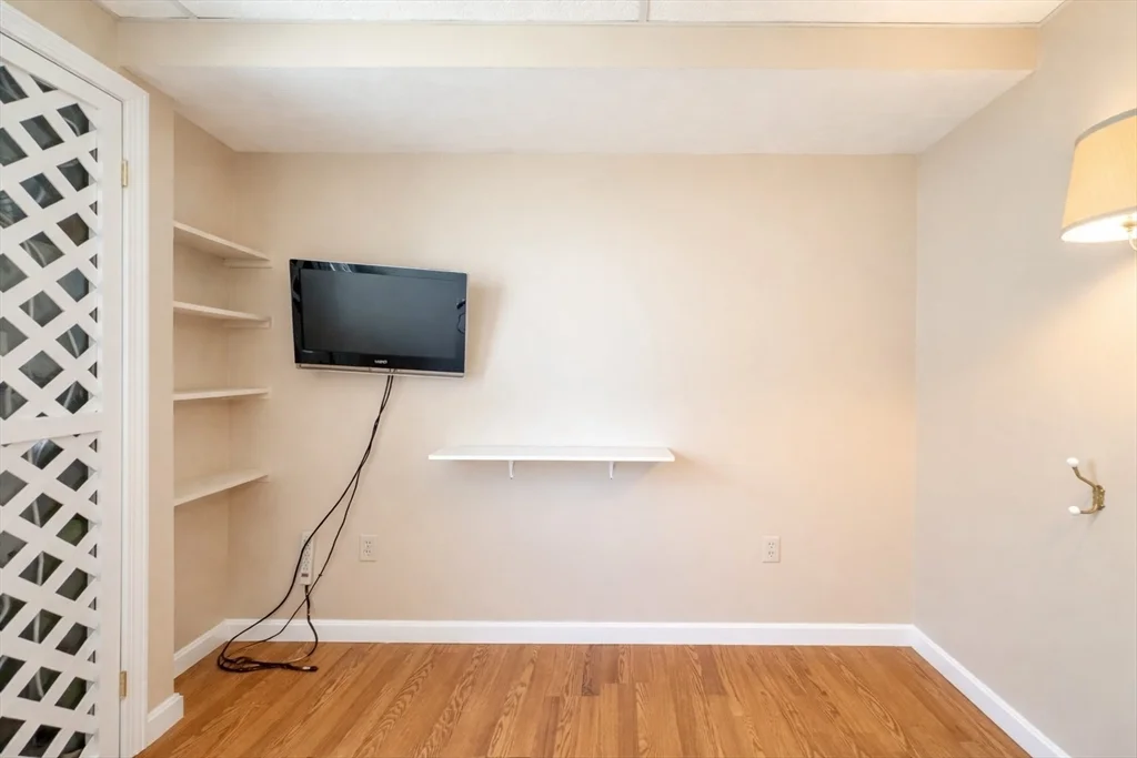 100 Water St, Newburyport