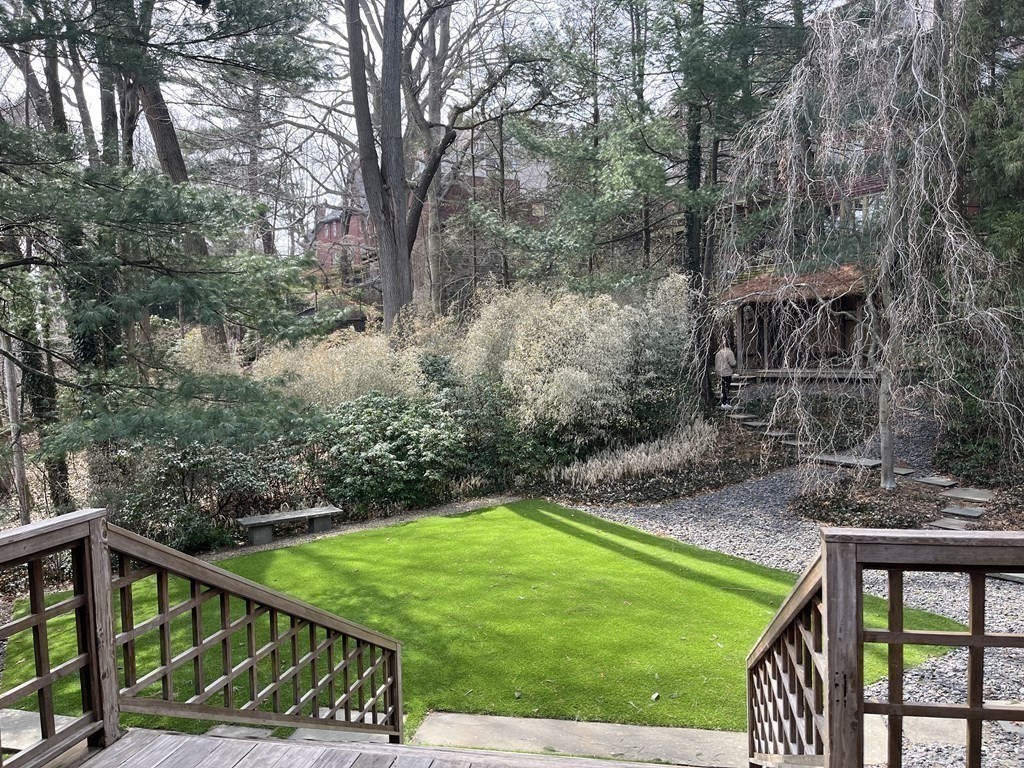 38 Cumberland Ave, Brookline