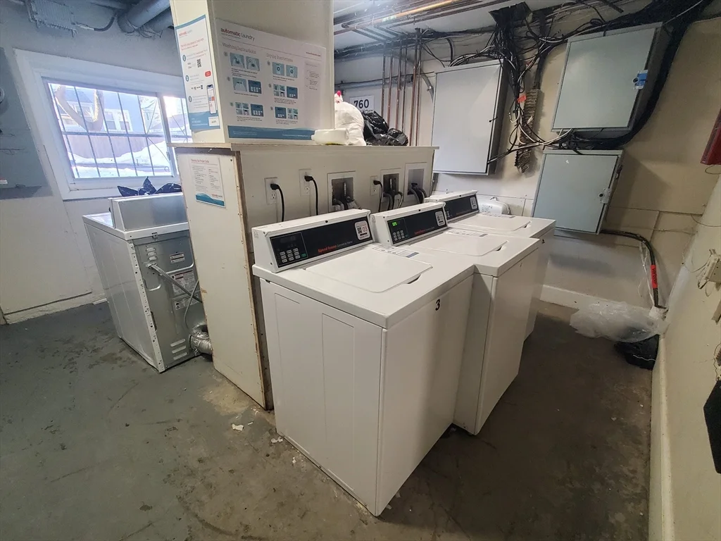 760 Cummins Highway, Mattapan