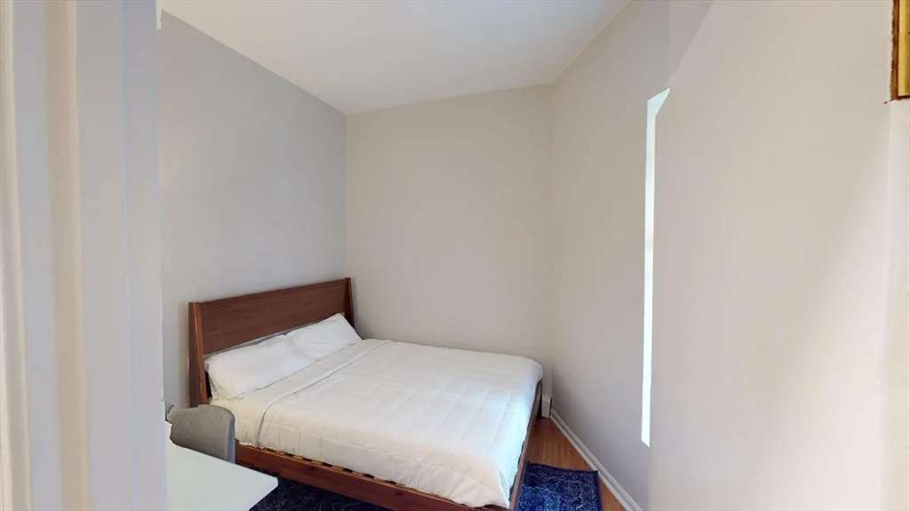 96 Hammond St, South End