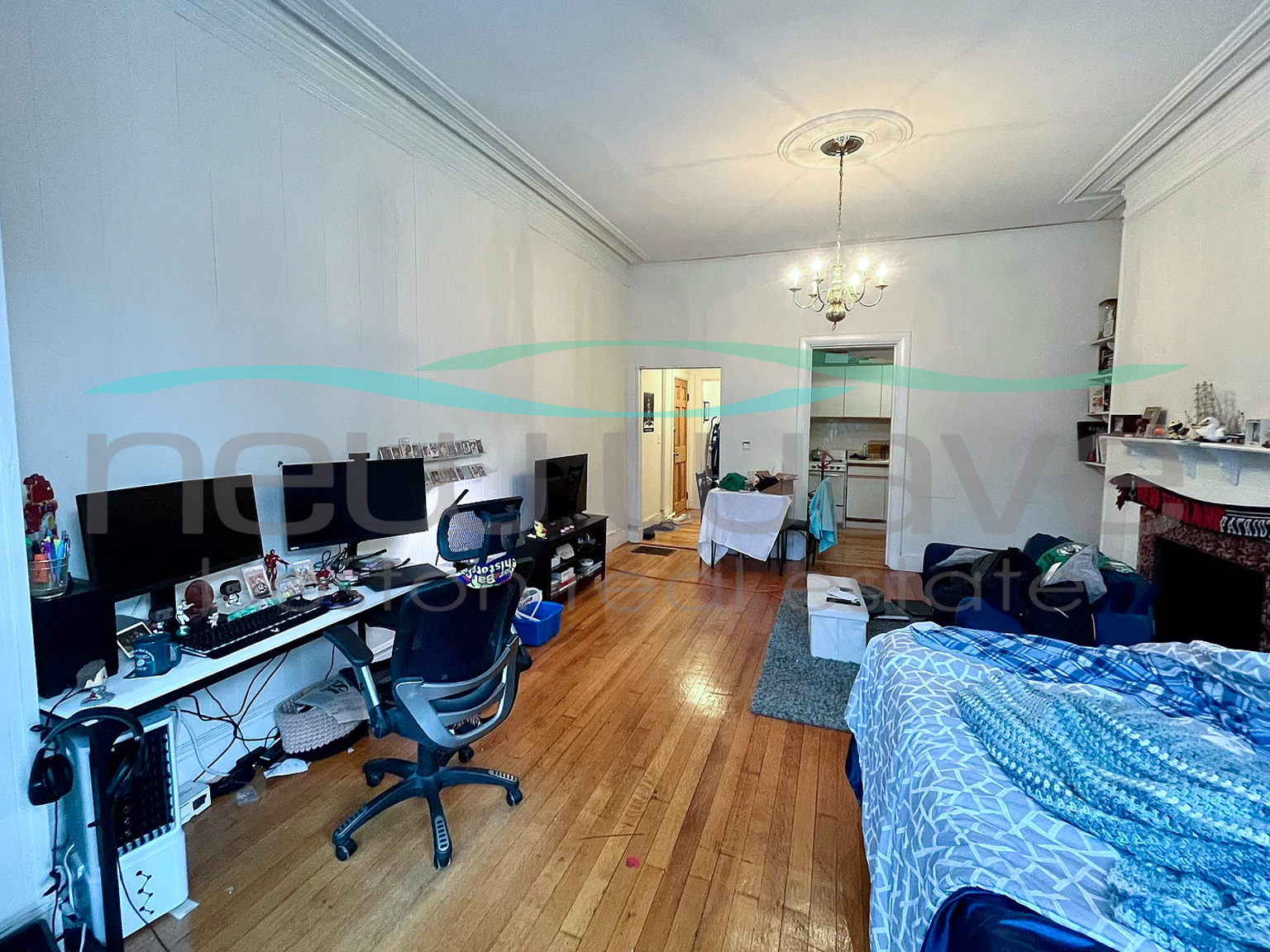 206 Commonwealth Ave, Back Bay